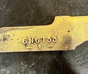 Caterpillar support bracket 6N-6733 6N6733