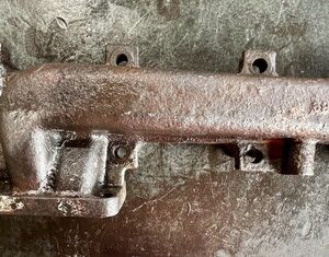 Cummins Diesel Engine Liter B 4BT Exhaust Manifold 3901919