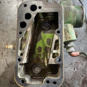 John Deere 6125 6135 Engine Oil Cooler Housing R515255 DZ107862