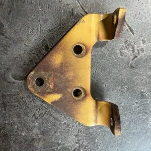 Caterpillar 3508 Intake Manifold Mounting Bracket 133-8382