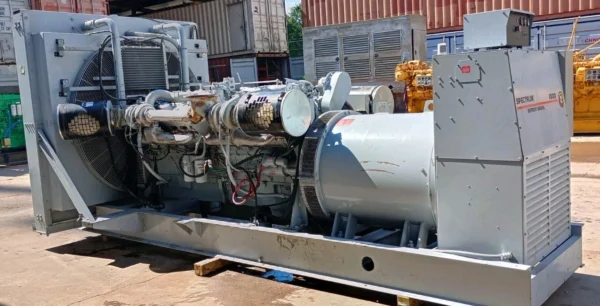 1000KW Spectrum Detroit Diesel Generator 277/480 3 Phase - Image 2