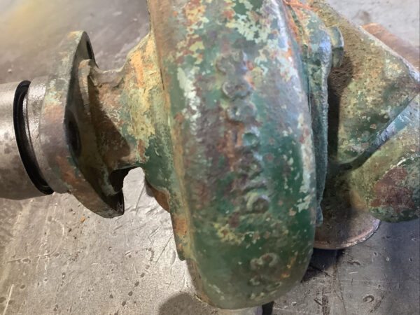 Detroit Diesel Water Pump 4-71 5136882 - Selling As Core - Image 2
