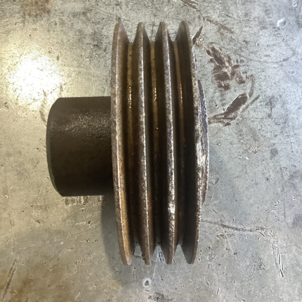 Detroit Diesel 4-71 471 Camshaft Pulley, Three Belt - Image 2