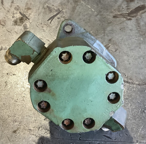 Detroit Deisel 4-71 Fuel Pump - Selling As Core - Image 3