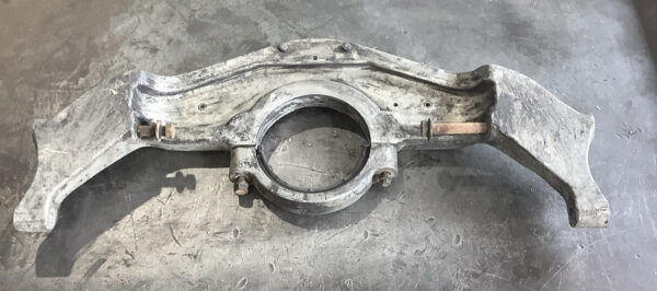 Cummins 855 Engine support bracket