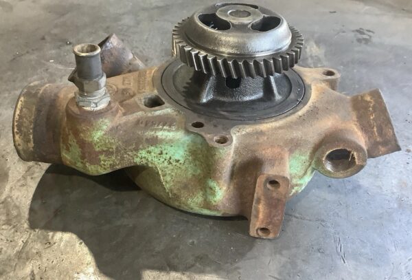 Detroit 8V71 Water Pump 8922325, Selling As Core - Image 3