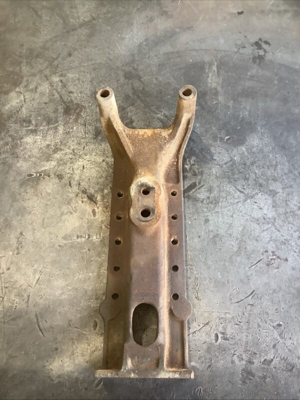 Detroit Diesel 8V71 Fan Mounting Support Bracket 5108094