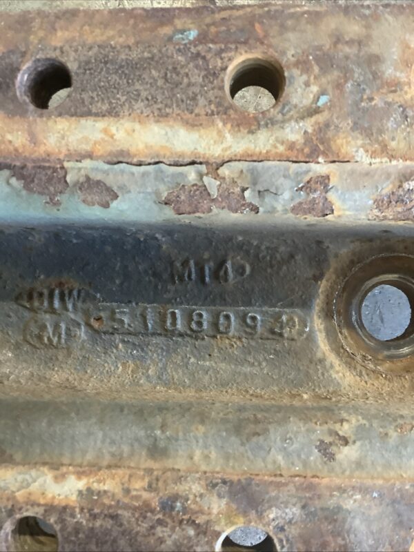 Detroit Diesel 8V71 Fan Mounting Support Bracket 5108094 - Image 2
