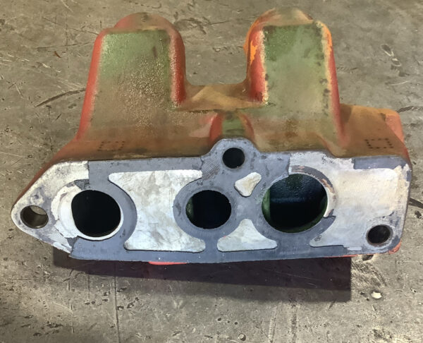 John Deere Oil Pressure Regulating Housing R129820 R129820 - Image 5
