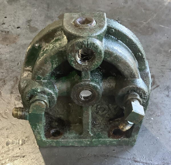 Detroit Diesel Filter Cover 6436417 - Image 3