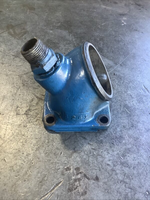 Detroit Diesel Oil Cooler Water Outlet Elbow 5129835 - Image 2