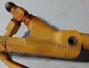 Caterpillar 3508 Fuel Manifold Adapter 7C-7682