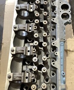 Detroit Diesel Series 60 12.7L Rebuilt Cylinder Head 8929620