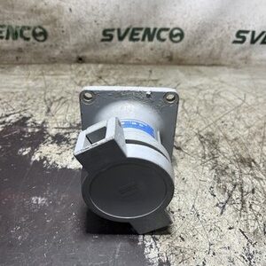 EATON Crouse-Hinds Industrial-grade Arktite Receptacle AR632