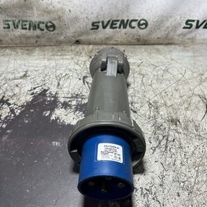 Pass & Seymour Heavy-duty Watertight Pin and Sleeve Plug PS4100P9-W