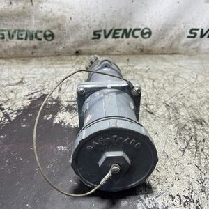 Russellstoll Heavy-duty 150AMP Pin and Sleeve Receptacle JCS1534LK