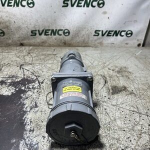 Russellstoll Heavy-duty Industrial Receptacle JRS1534LK