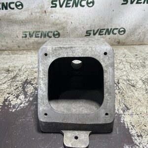 Pass & Seymour Legrand 100A Pin and Sleeve Metallic Back Box 220046
